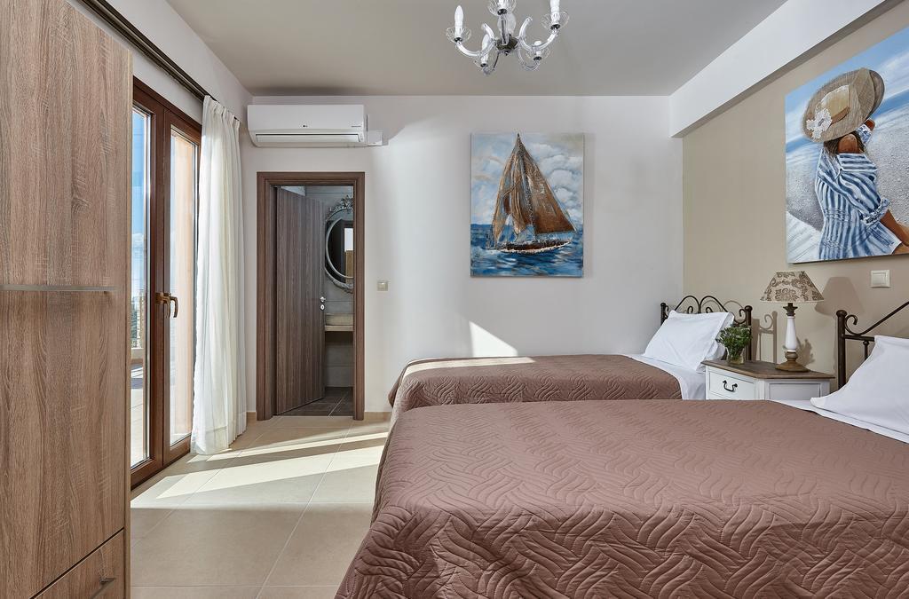 Orelia Cretan Deluxe Apartments Kamilari Dış mekan fotoğraf